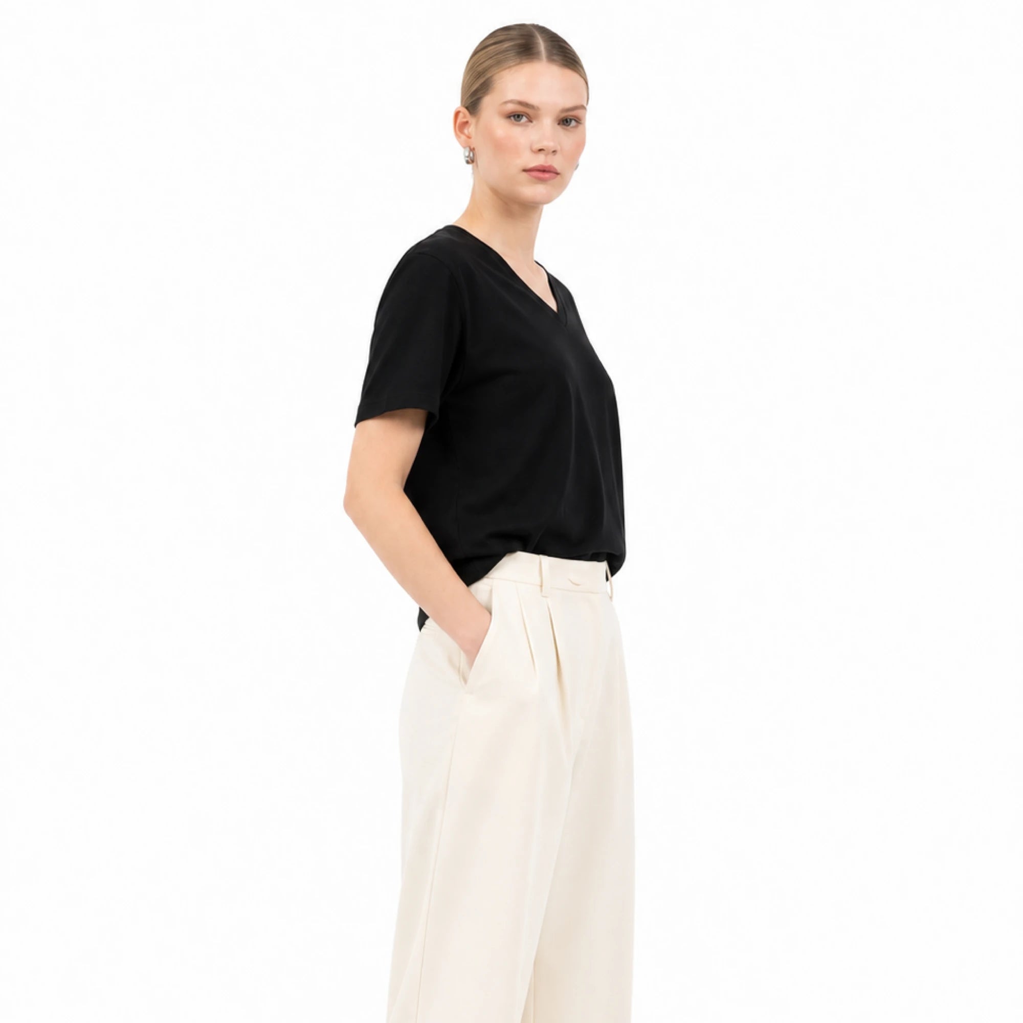 Basic V Yaka T-Shirt