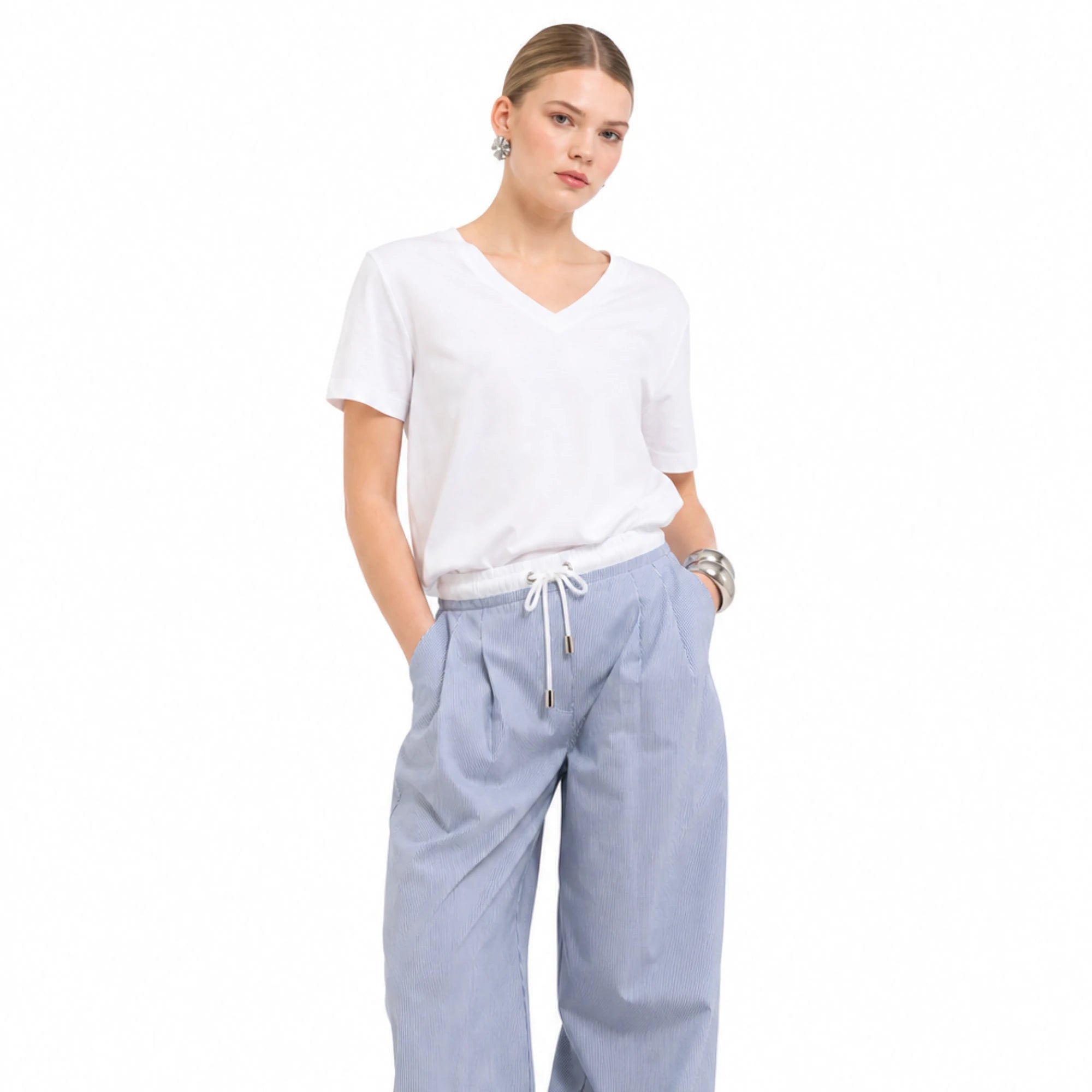Basic V Yaka T-Shirt