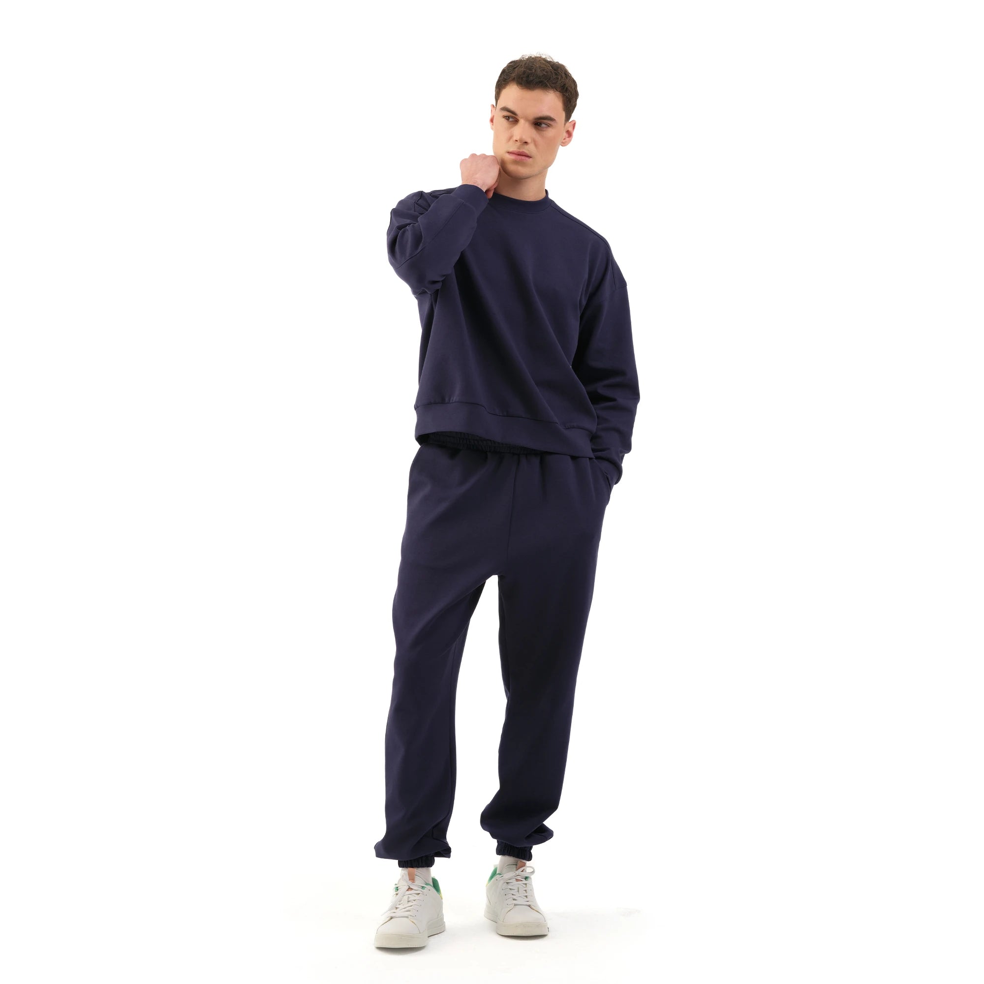 Studio Basic Crop Sweatshirt