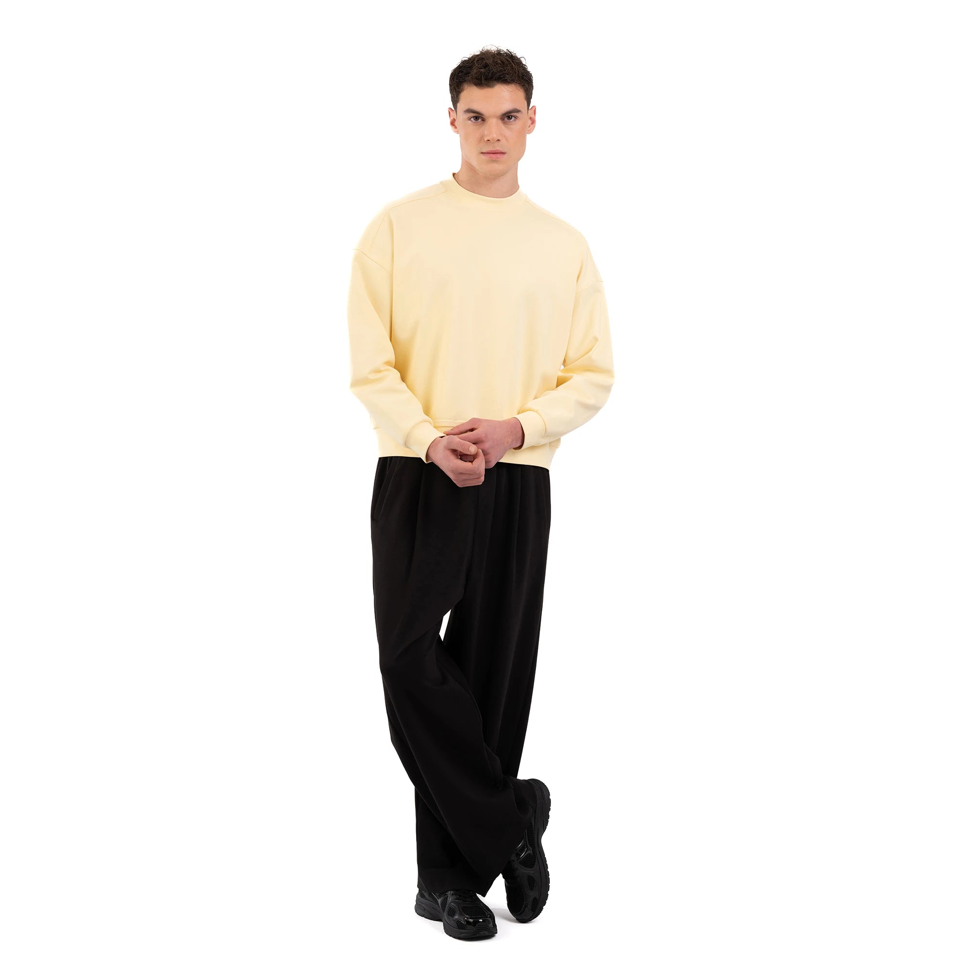 Studio Basic Crop Sweatshirt