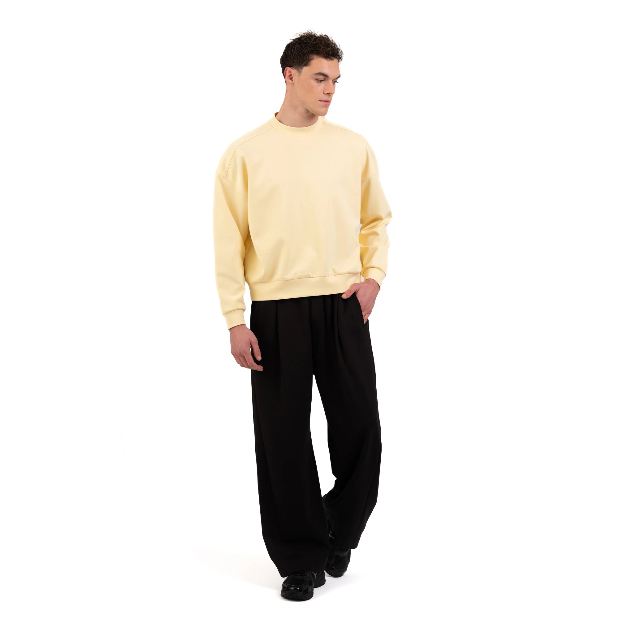 Studio Basic Crop Sweatshirt
