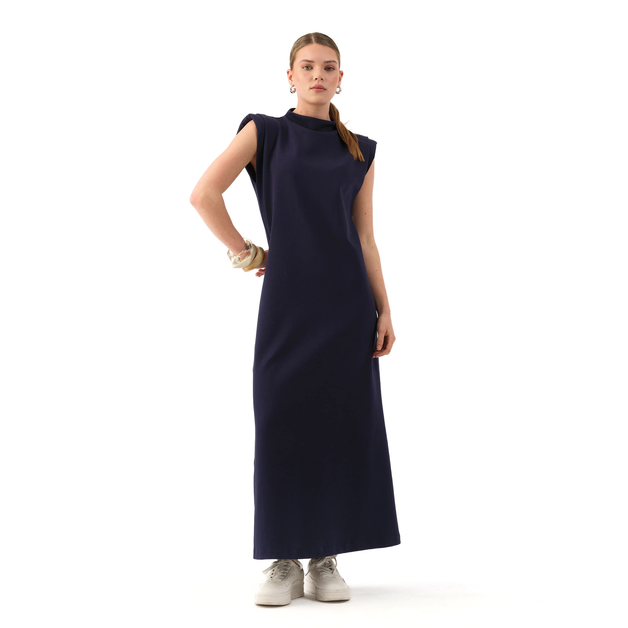 Studio Basic Elbise