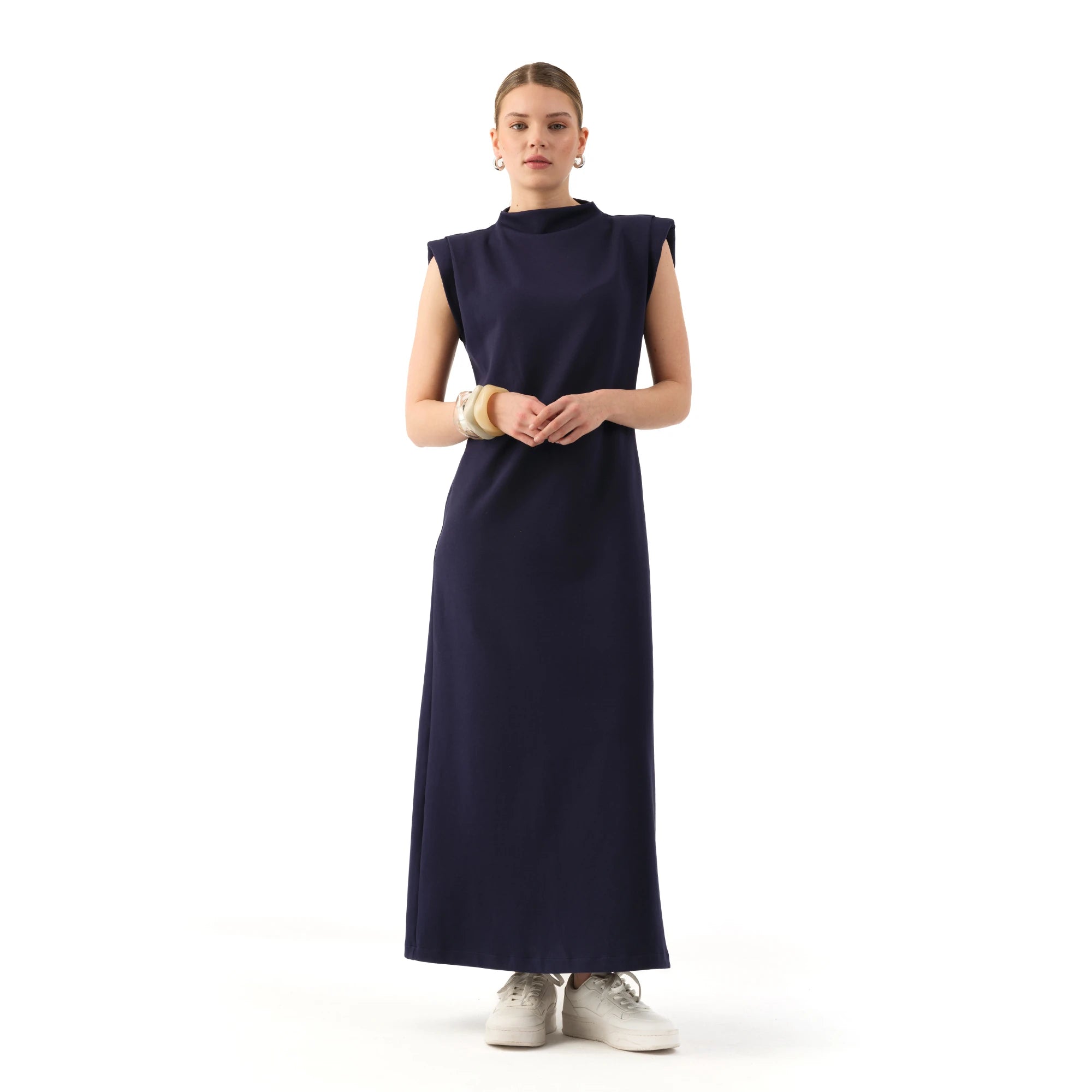 Studio Basic Elbise