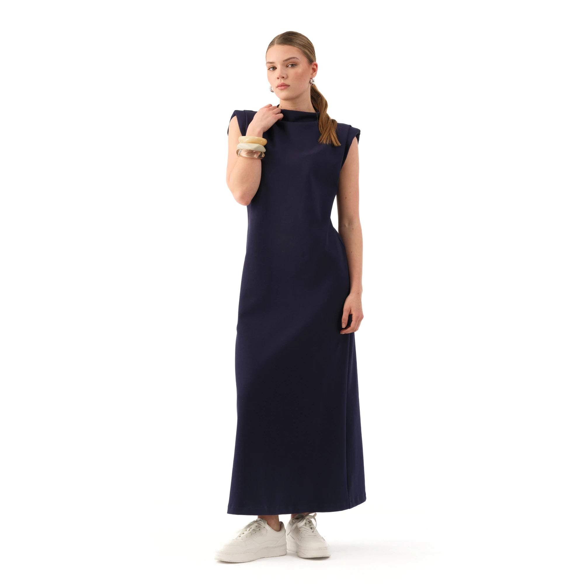 Studio Basic Elbise